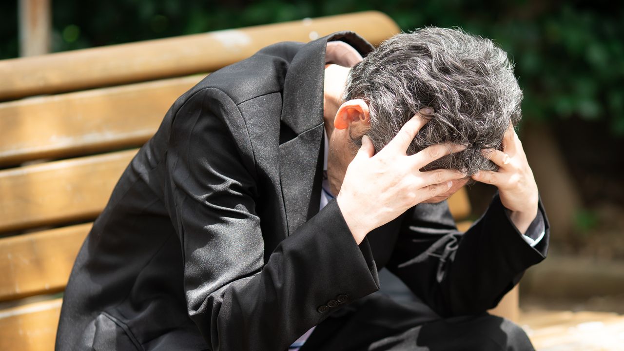 欲張って繰り下げなんてしなきゃよかった…71歳トラック運転手の絶望。〈年金5割増し〉のはずが、年金事務所で告げられた「まさかの年金額」に涙