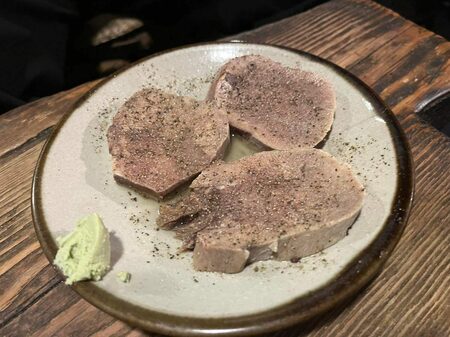 ※「たん焼き 忍」のゆでたん(ライター撮影)