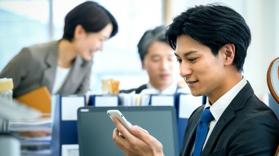 定年後「急に退屈する人」と「ずっと幸せな人」の決定的な差…サラリーマン時代から準備できること