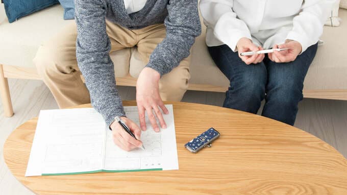 コロナ離婚・DV…別居中でも「10万円給付」を受け取れるのか