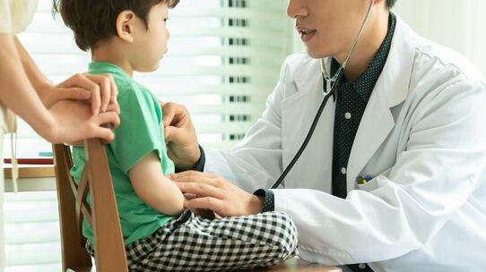 「0時に寝ている子ども」とADHDに関連性はある?「5歳児健診」を実施した結果