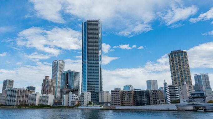 なぜ富裕層は「不動産」に投資するのか…ハイリスクな株式・FX投資とは決定的に違う〈実物資産の強み〉