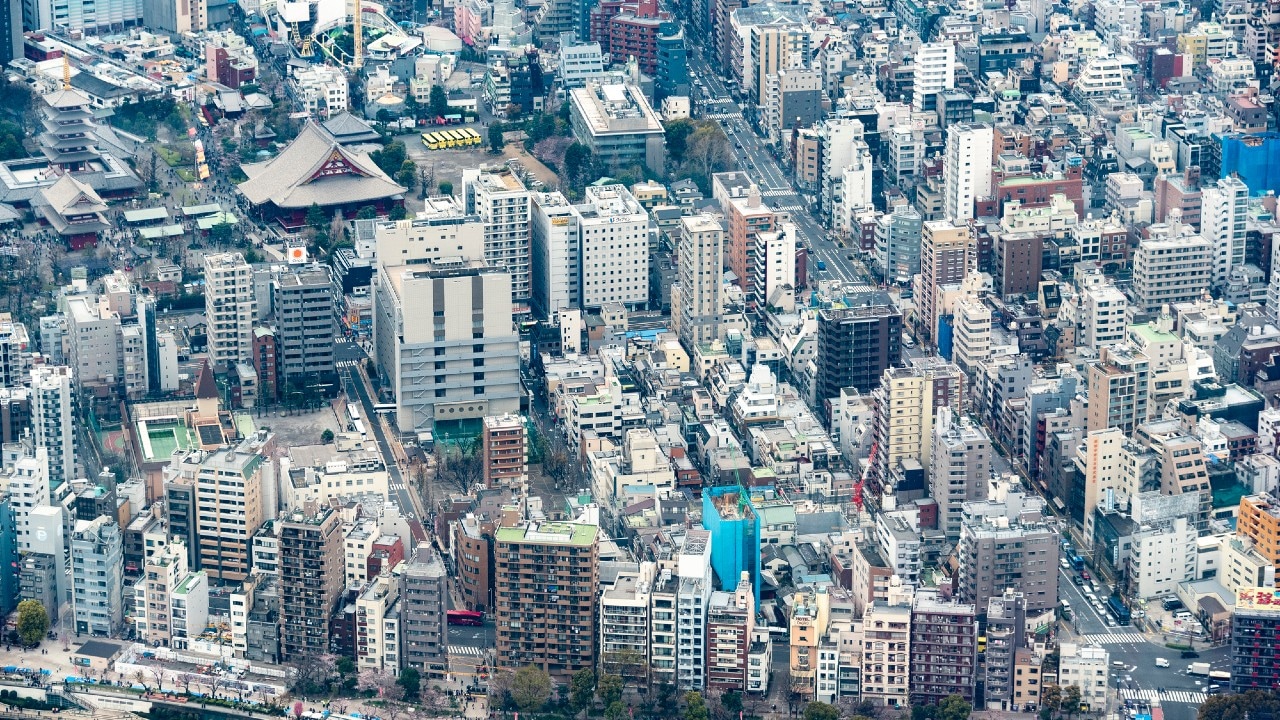九州の広さが所有者不明…空き家・空き地の経済損失は6兆円