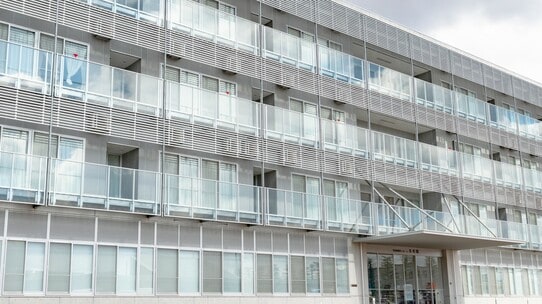 有料老人ホームの入居者が「南向きの部屋」で直面する辛い事態