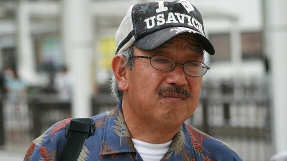 銀行員「申し訳ございません。ご期待には沿えません」…〈自分の年金月5万円〉と〈92歳父からの小遣い月35万円〉で豪奢に生活する“実家住・67歳次男”の末路