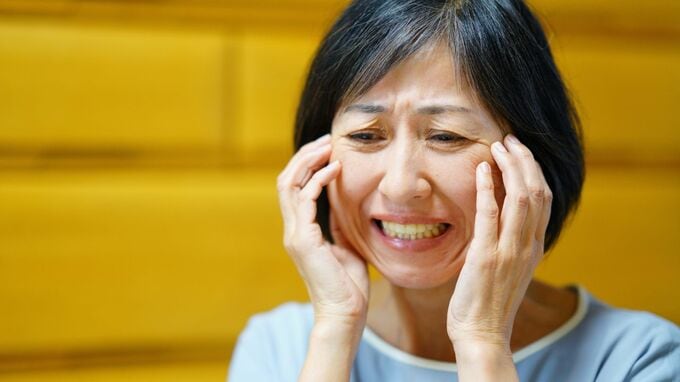 「正直、迷惑でした」老後の習い事を泣く泣く諦め、老体に鞭打って稼いだ〈孫の塾代〉…年金月10万円の78歳母を絶望させた、嫁の“残酷な本音”【FPが解説】