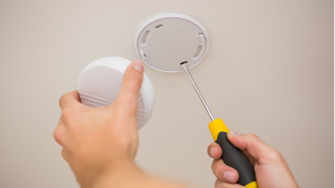 保有賃貸物件の全居室に「火災報知機」を無料で設置する方法