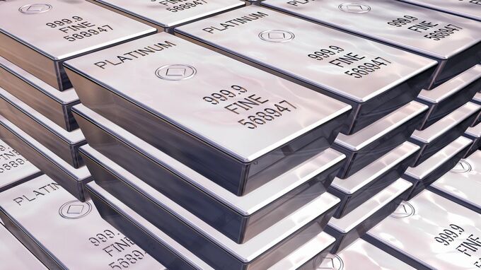 プラチナ投資とは？金との違い・メリット／デメリット・始め方・今後の見通し【エコノミスト・エミン・ユルマズ氏が解説】