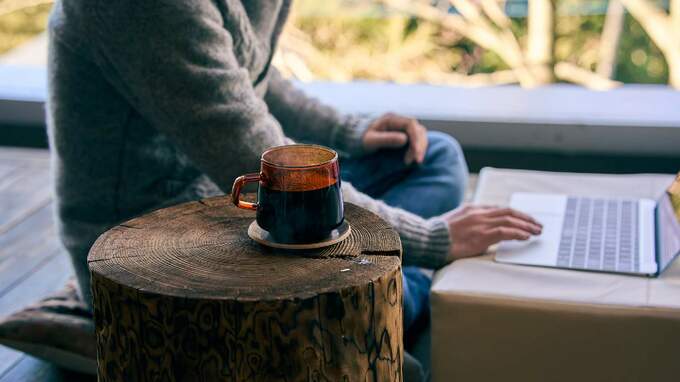 口座の残高〈1億2,000万円〉に浮かれた56歳元金融マン、勢いでリタイアも…一つの「判断ミス」が招いた家族の苦境