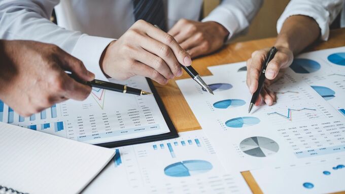 ストラテジスト「日本株への投資を考えるにあたり、とても参考になる」…生命保険協会が「上場企業1,200社+機関投資家208社」に実施したアンケートの“中身”