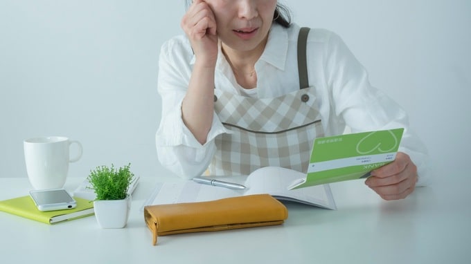 「このままだと、母の貯金は3年で尽きる」年金月12万円、独居の母を支える娘の計算