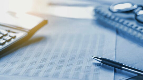 社員の机が汚いとダメ…「銀行に嫌われる会社」7つの特徴