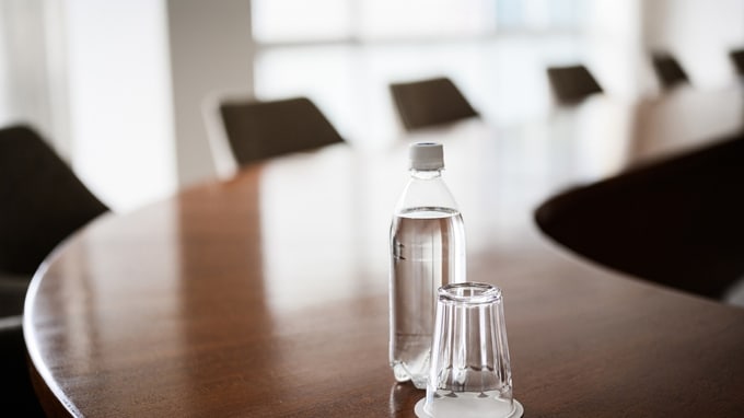 日銀金融政策決定会合、米11月雇用統計…注目イベント目白押しで3週続いた狭いレンジを抜け、年内最後の“大荒れ”となる可能性【今週の予想レンジは〈153～157円〉】