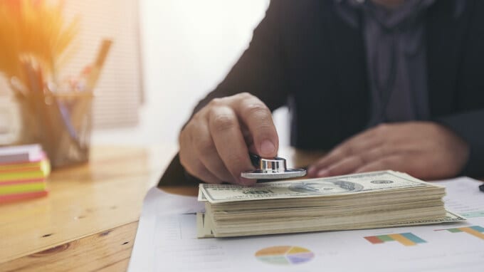 節税のはずが…医療法人の理事長に「財産が残らない」ワケ