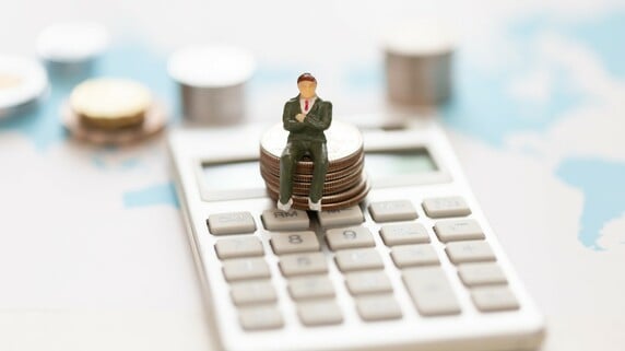 株式投資で儲かる確率、理論的には「プラス」だから…一般投資家が「リスクを抑えつつ儲けを狙える」株の買い方・選び方【経済評論家が解説】