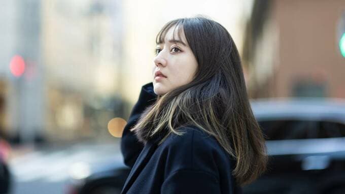 実家に帰りたくありません…30代独身会社員の長女、60代父の急死で母にパート勤務を勧めた結果の「想定外」。亡き父の愛車を乗り回す50代男性の正体とは