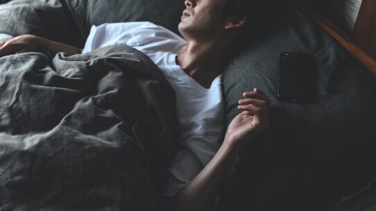 コロナ禍、「睡眠の質が上がった人、下がった人」の決定的差【医師が解説】