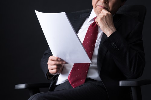 家族のために、物証は完全消去する……。 （画像はイメージです／PIXTA）