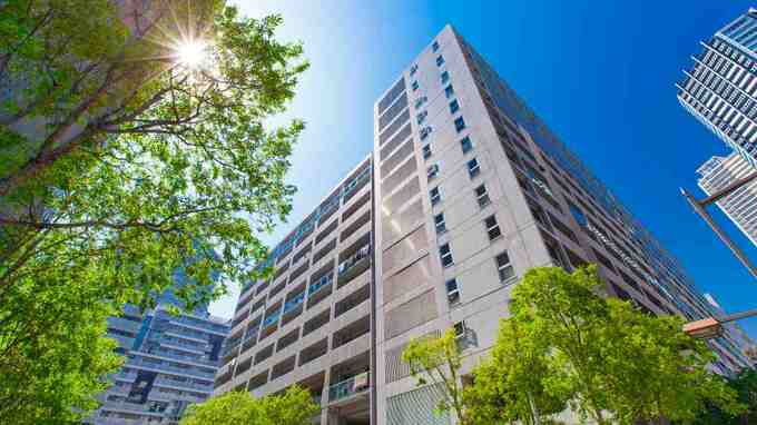 相続放棄マンションは負動産？…管理費滞納が激増で住民の悲鳴