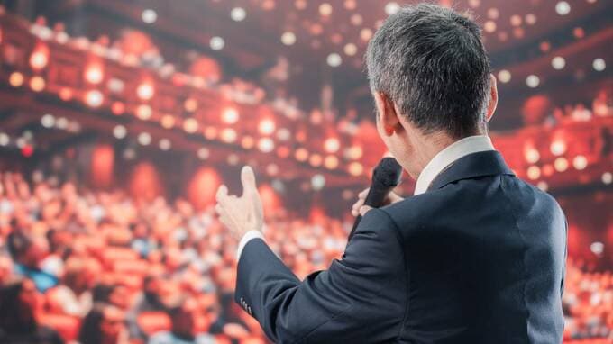 【景気と演歌】日本の歌謡界が誇る演歌のレジェンド…景気拡張局面で熱唱してきた「曲目」の名前【解説：エコノミスト・宅森昭吉氏】