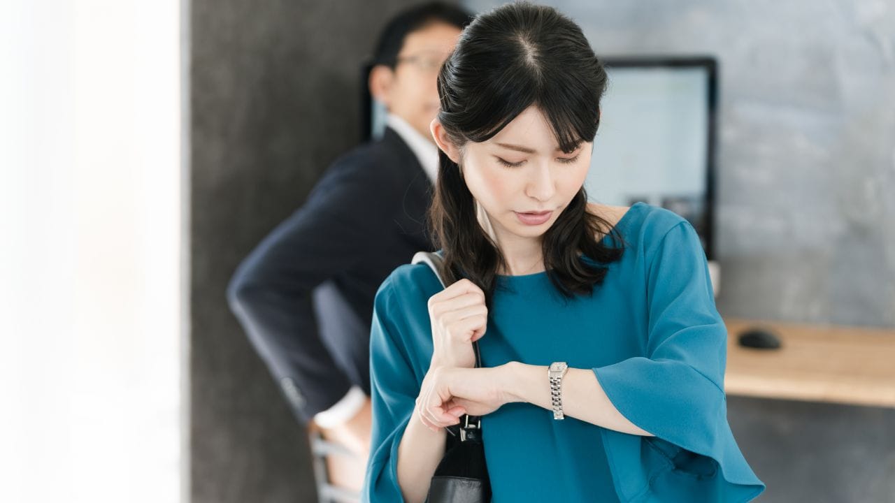 「働き方改革」で部下は帰らせるが、中間管理職だけが連日残業…「誰かが犠牲にならないと回らない」日本企業の根本的な問題