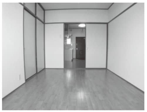 和室を洋室にという事で、単に床をフローリングにしただけの洋室？な・の・か？