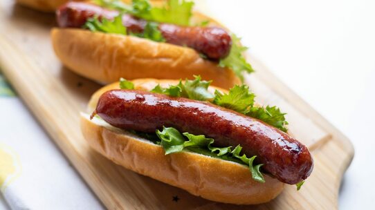 ホットドッグ1個で「健康寿命が36分間縮む」…米国の「食生活が健康・環境に与える影響」の研究結果【医師が解説】
