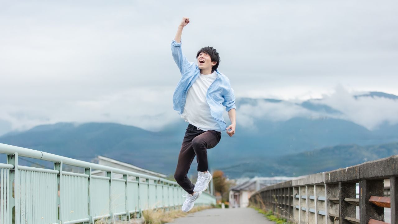 父親失格…東京の難関私大に合格した息子を素直に祝福できない年収600万円・52歳父、即座に試算してしまった「国立大との700万円の差額」と自己嫌悪
