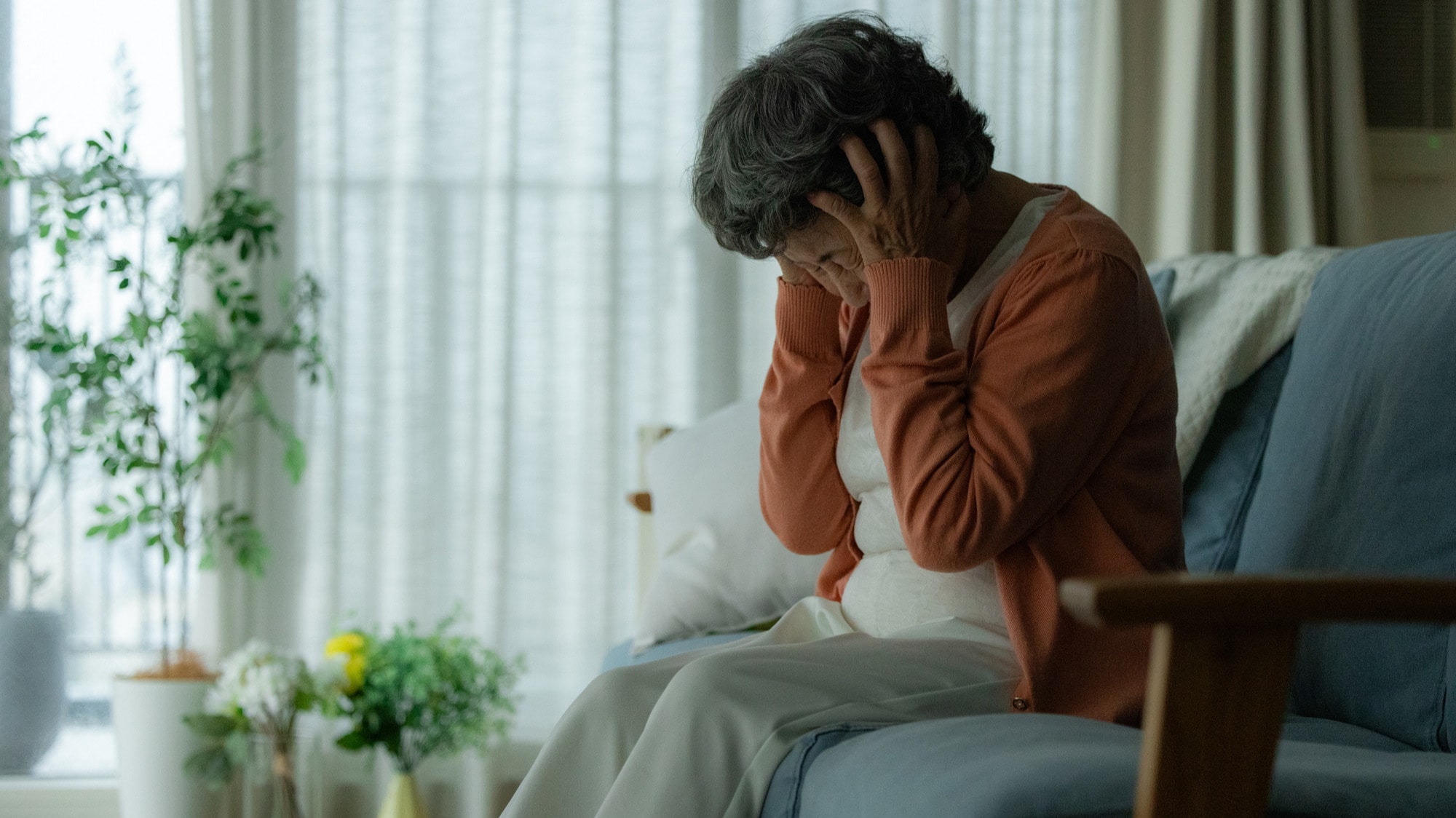 「あなたが年金の繰上げさえしなければ、私は…」62歳夫の年金前倒し請求で65歳妻が失った＜127万円の加給年金＞【社労士が解説】