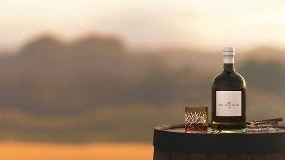 ジャパニーズウイスキーの発祥の地「北海道余市町」に90年ぶり「ウイスキー蒸留所」が誕生！希少な初蒸留ウイスキーを「ふるさと納税」で手に入れる