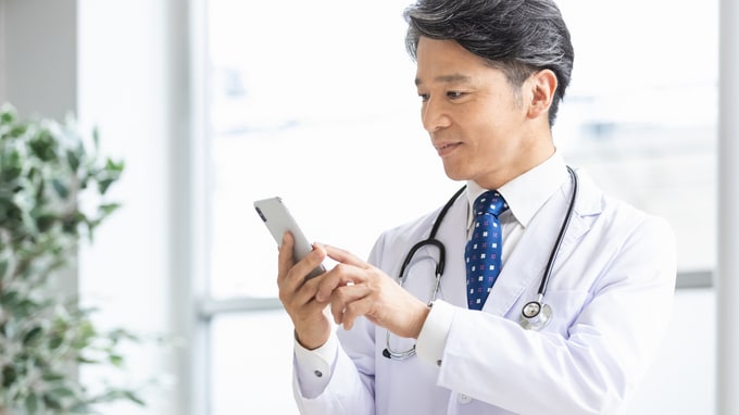 【第1回】「an・an」からSNSへ。美容クリニック、情報発信の変遷と「信頼される」ための条件（全10回）