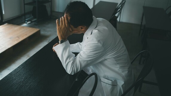 【過去20年で最悪水準】全国の病院の6割超、本業が赤字──医療材料費・人件費急騰で「増収減益」固定化、診療停止も相次ぎ、地域医療は崩壊寸前に