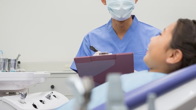 子どもに「ご褒美シール」をあげる歯科医院の、本当の狙い